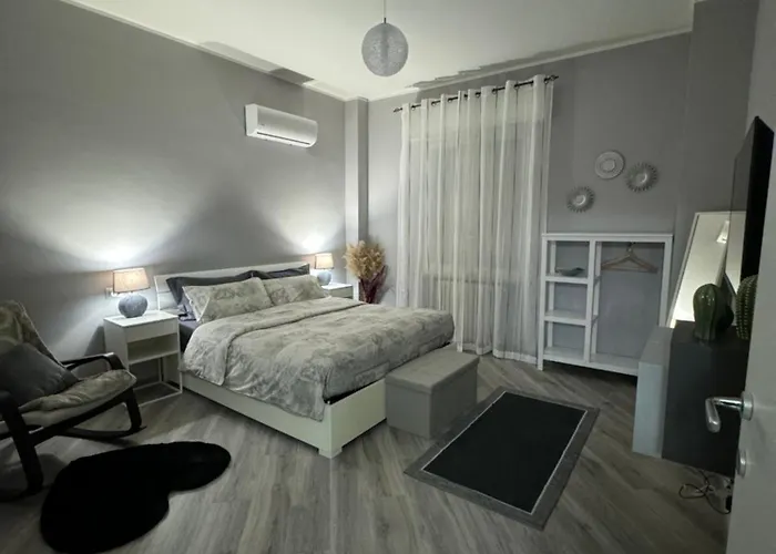 Trento House Zona Stazione Centro Storico Appartement *